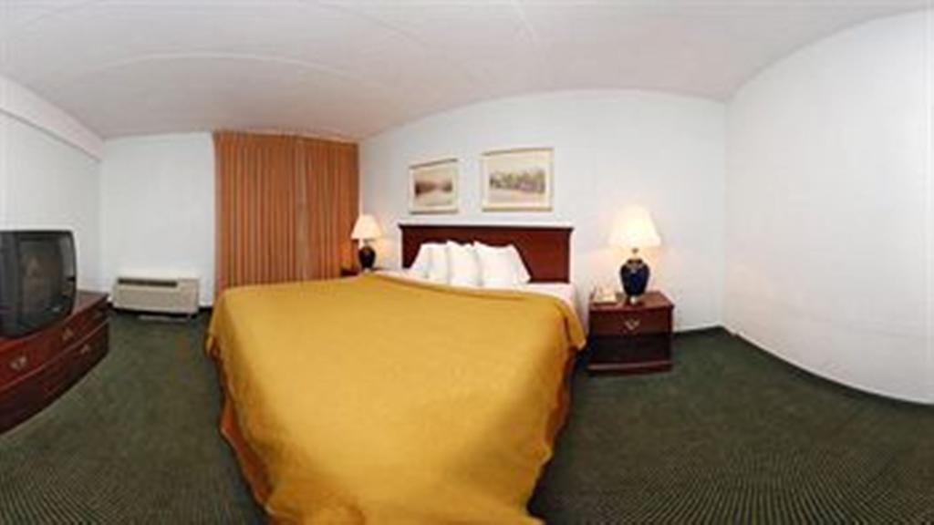 & Hotel Ruther Glen