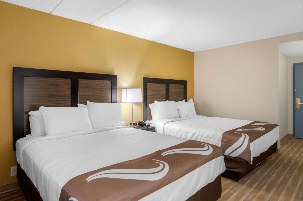& Hotel 2*